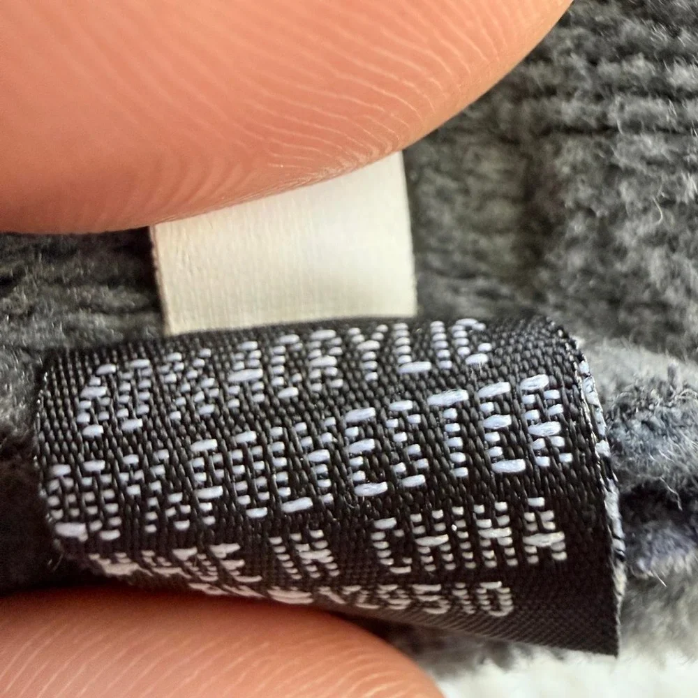 N/A women gray